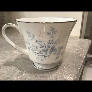 Set Of 12 cups Beautiful Fine China Cups